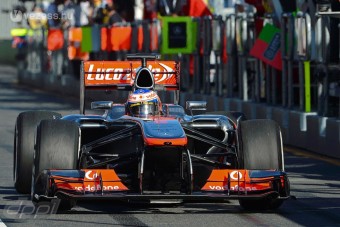F1: Tragaccsal kezd a McLaren