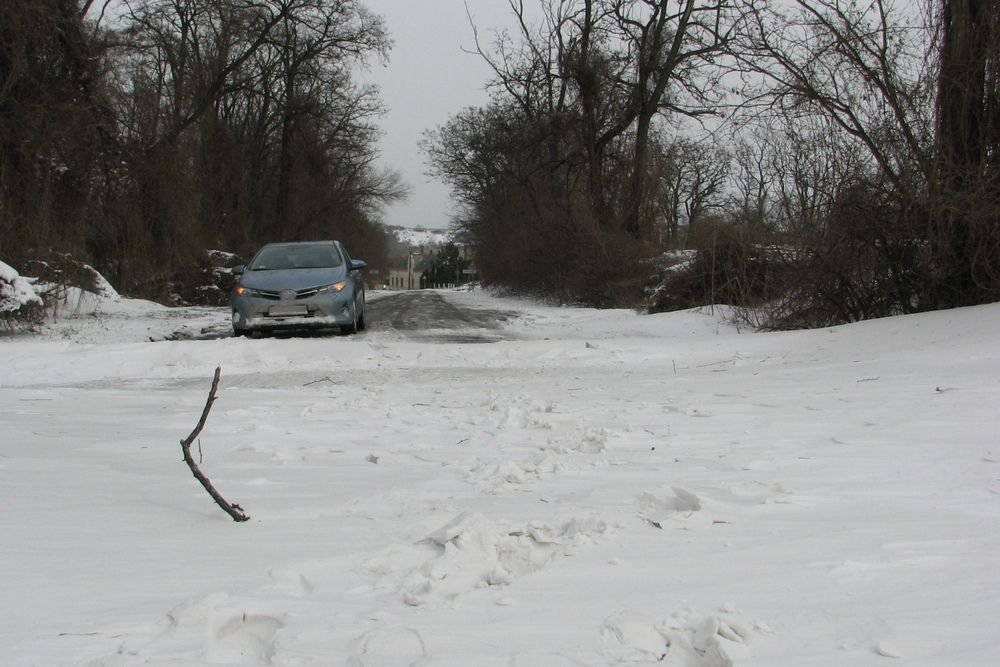 70-80 centi magas hóátfúvás zárja el Vértesboglárt