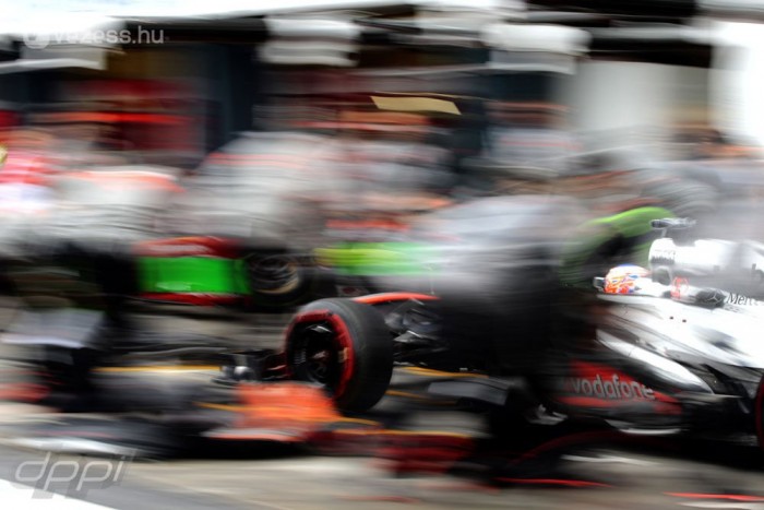 F1: A Red Bull tarolt, Vettelé a pole 7 | Vezess F1: A Red Bull tarolt, Vettelé a pole 7