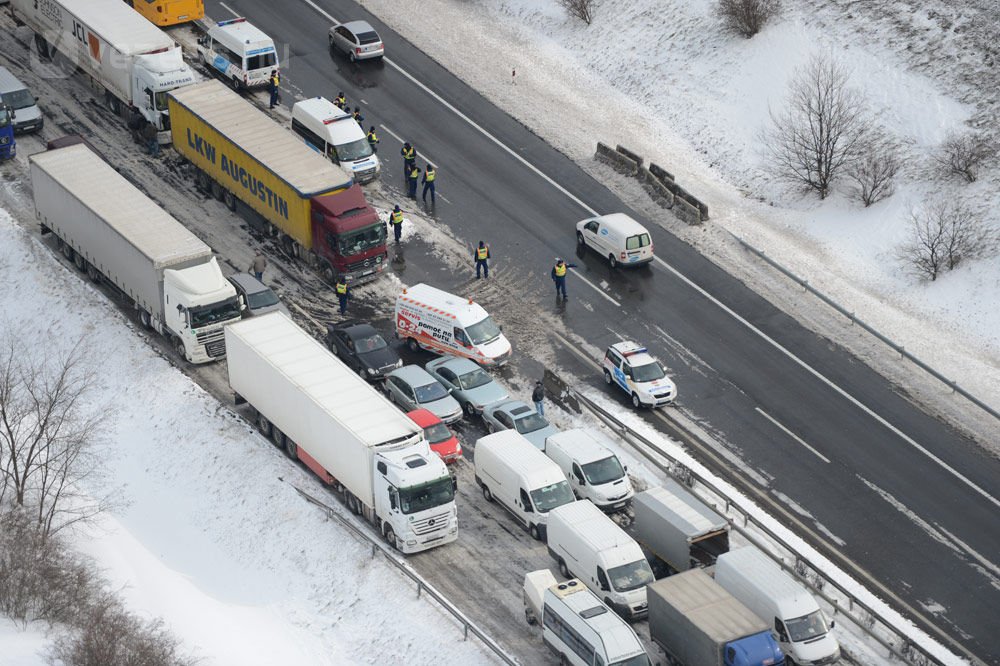 Képriport a magasból – Így bénult meg az M1 5