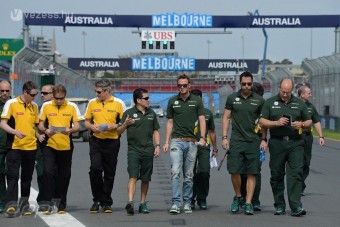 F1: Kevesebbet izzadnak a szerelők