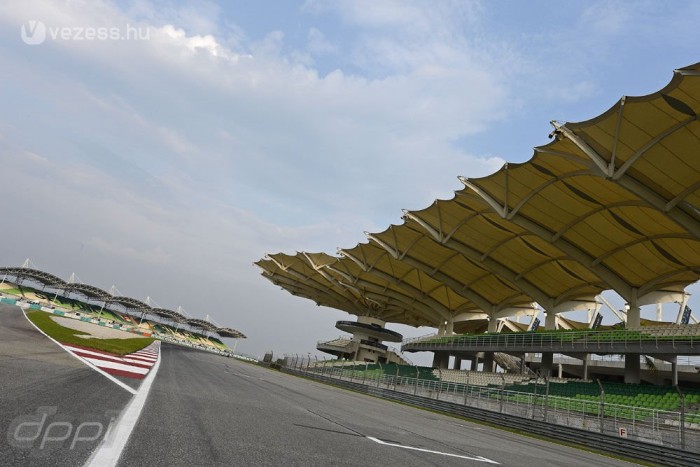 F1: Pacskerben ázik Räikkönen 6