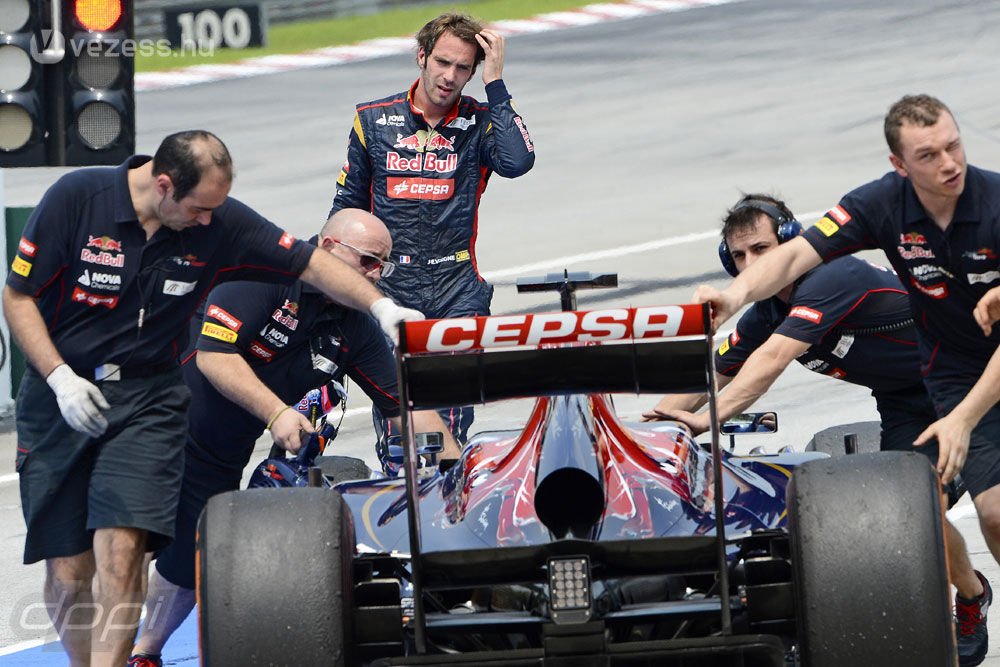 F1: Kovalainen versenyezni akar 9