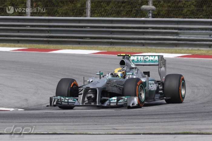 F1: Hosszú távra készült a Mercedes 1