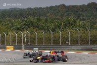 F1: Kovalainen versenyezni akar 50