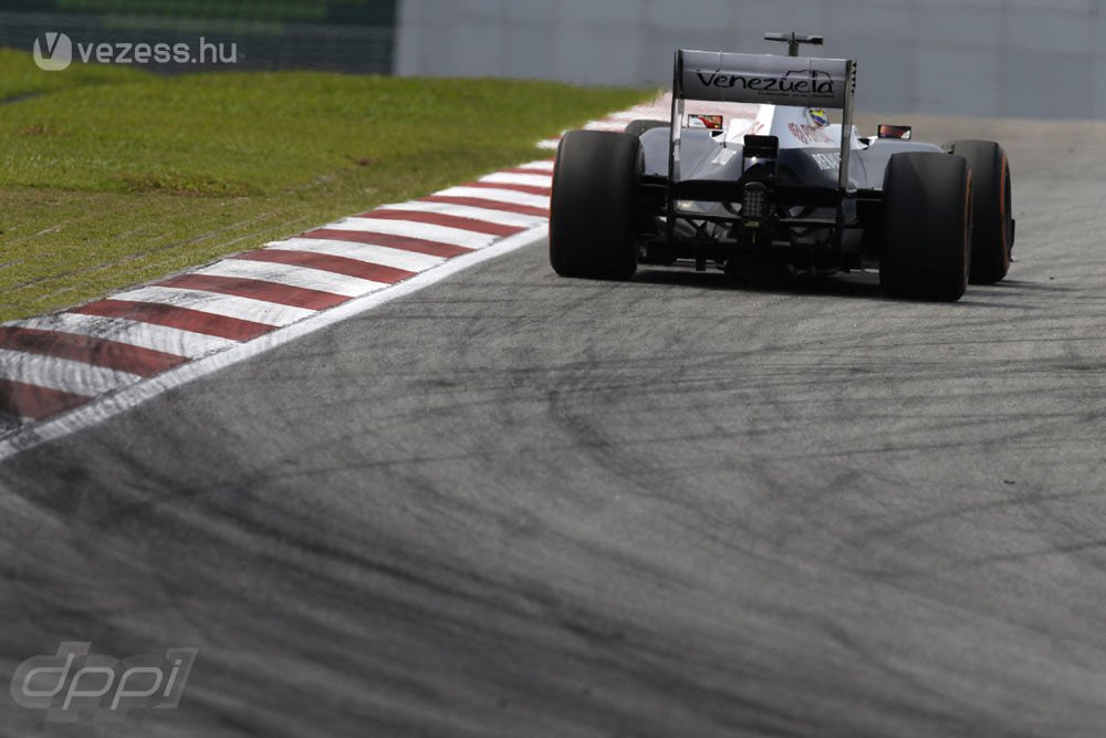 F1: Button zavarba jött a tempótól 20