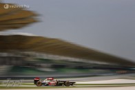 F1: Button zavarba jött a tempótól 56