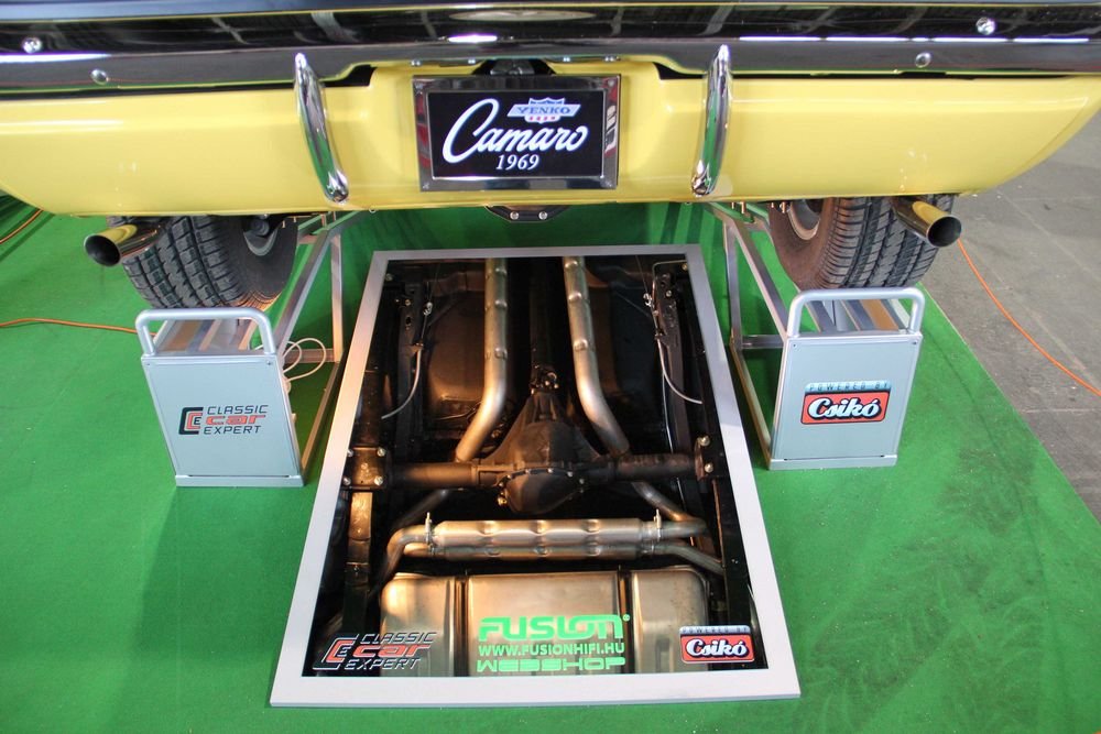 Mint a patyolat! Ez a Camaro igényes restaurálást kapott, mintha most gördült volna ki a gyárból