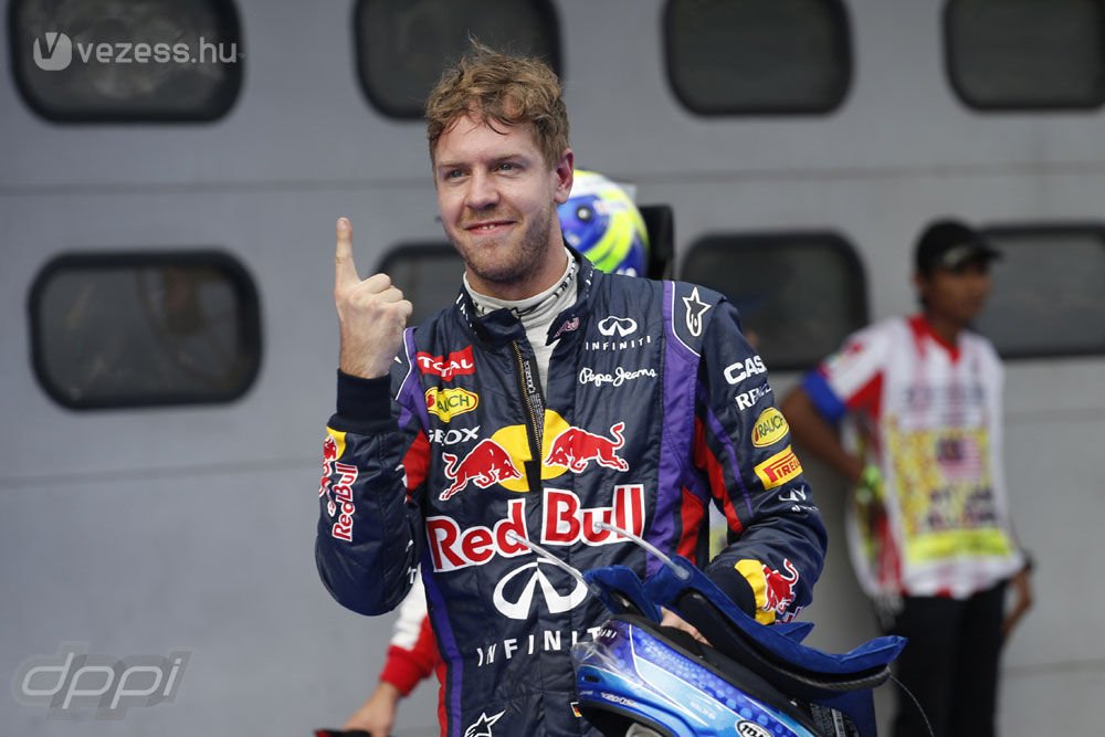 F1: Vettel nyerte az esőlutrit 9