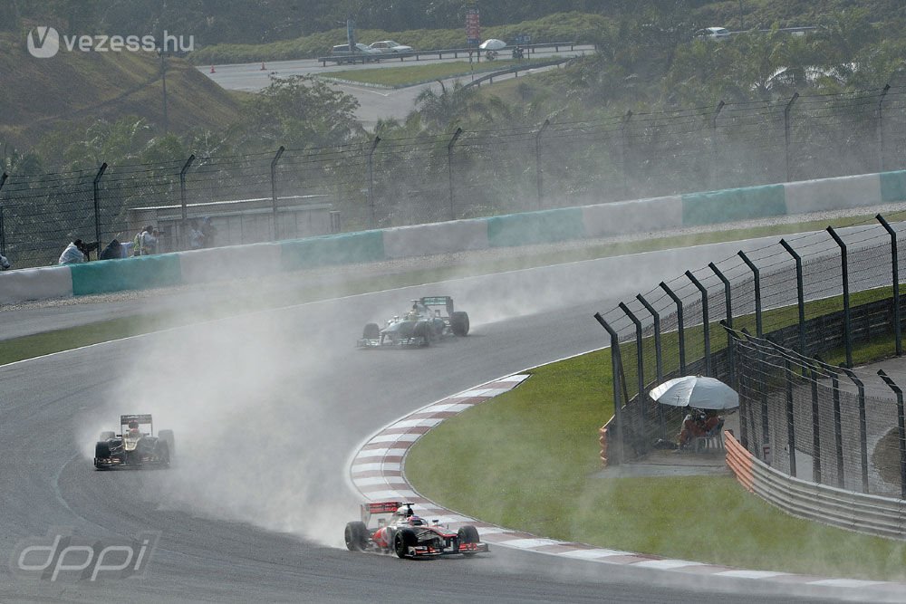 F1: Már nem jó az esőben a McLaren 22