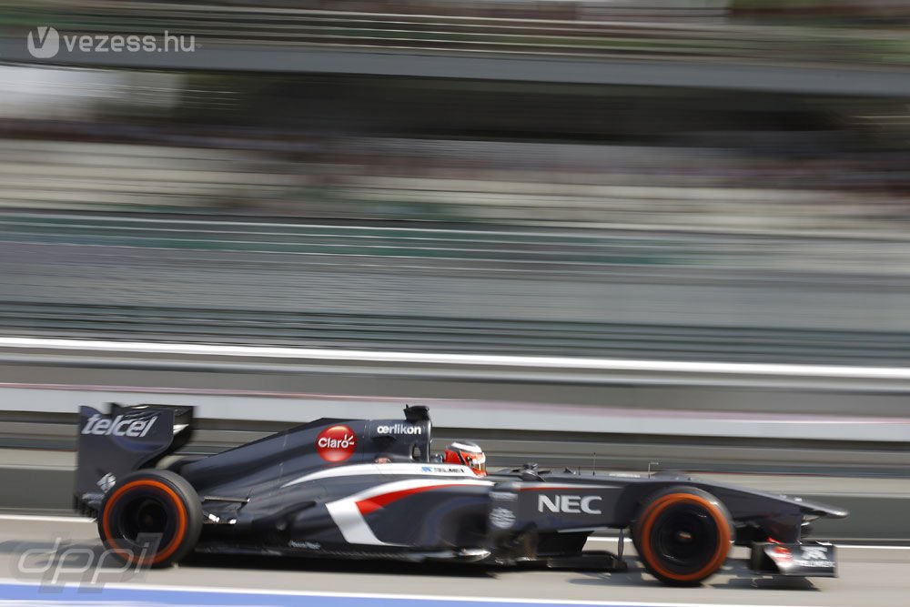 F1: Már nem jó az esőben a McLaren 27