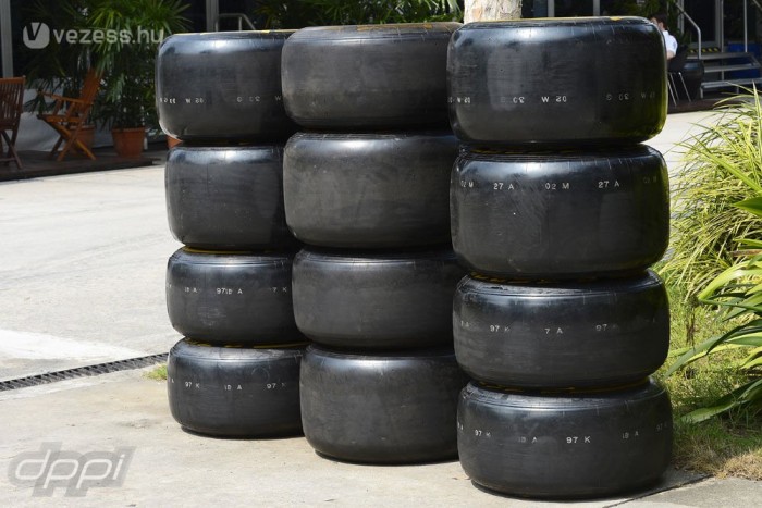 F1: Mi lesz a nyerő stratégia? 2 F1: Mi lesz a nyerő stratégia? 2