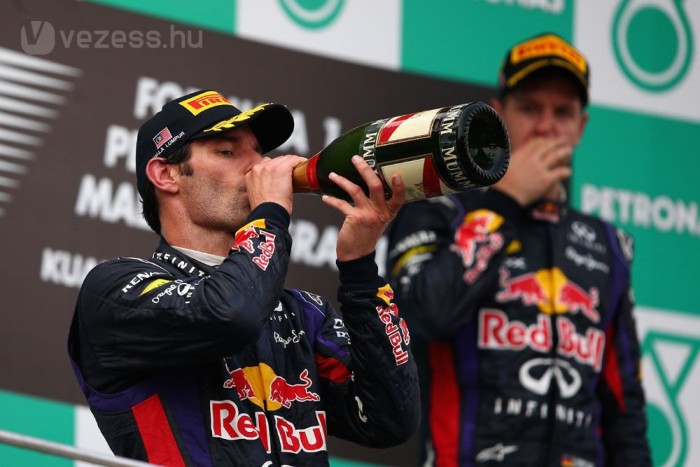 F1: Egymást ölték a Red Bull-osok 6
