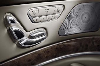 Mesebeli szolgáltatások az új S Merciben