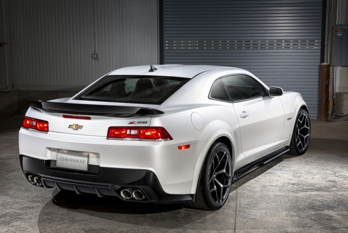 Camaro Z/28: Véletlenül tévedt az utcára 6