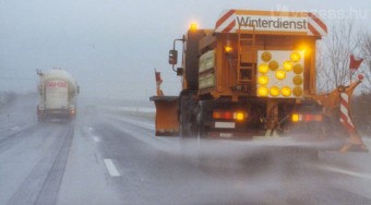 Több helyen újra havazik