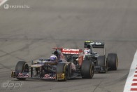 F1: Letartóztatásokkal készülnek a Bahreini Nagydíjra 49