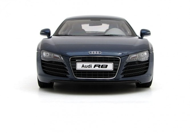 A hűtőmaszk rácsai között megbúvó, apró quattro felirat az egyik kedvenc részletem