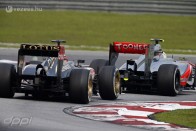 F1: Rosberg morog, Hamilton kidőlt 60