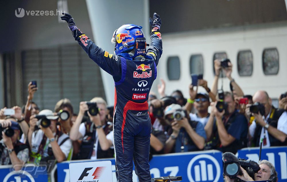 F1: A Red Bullnál nem lesz több csapatutasítás? 35