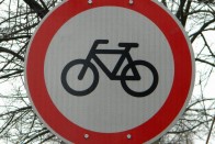 A legtöbb ötlet a kerékpárosokra vonatkozó szabályokat módosítaná. Nem tudni, hogy lazítást vagy szigorítást akarnak