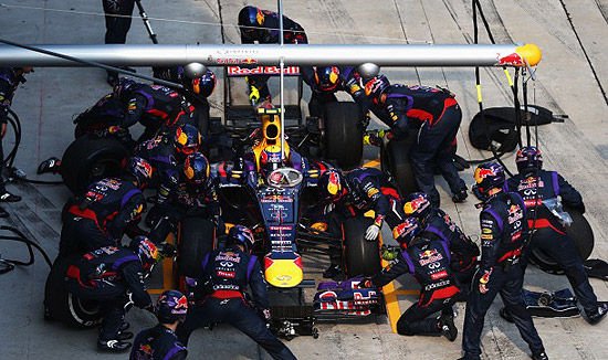 F1: A Red Bull a kerékcserék új bajnoka