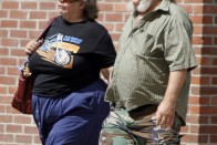 Egy New York-i felmérés szerint gázoláskor kevésbé súlyos sérüléseket szenvednek a túlsúlyos emberek, mint karcsú társaik. Az is kiderült, hogy hol vannak a legnagyobb veszélyben a gyalogosok.