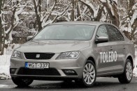 SEAT Toledo – Erős a gyengék között 23