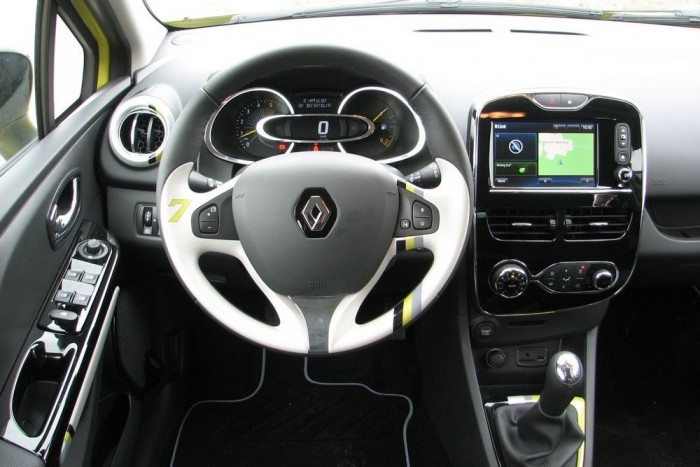 Egyelőre csak kézi váltóval kapható