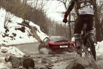 Völgymenetben a Peugeot RCZ