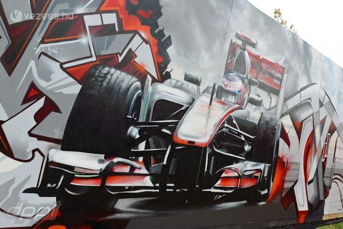 F1: Keményen barkácsolják a McLarent 2 F1: Keményen barkácsolják a McLarent 2
