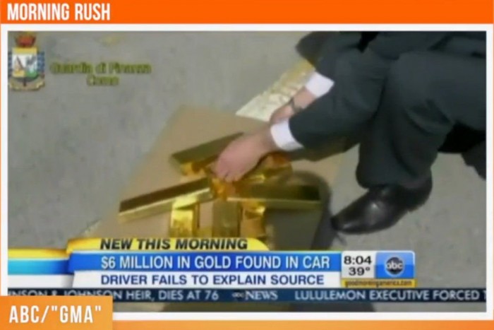 Másfél milliárdnyi arany az egyterűben 6