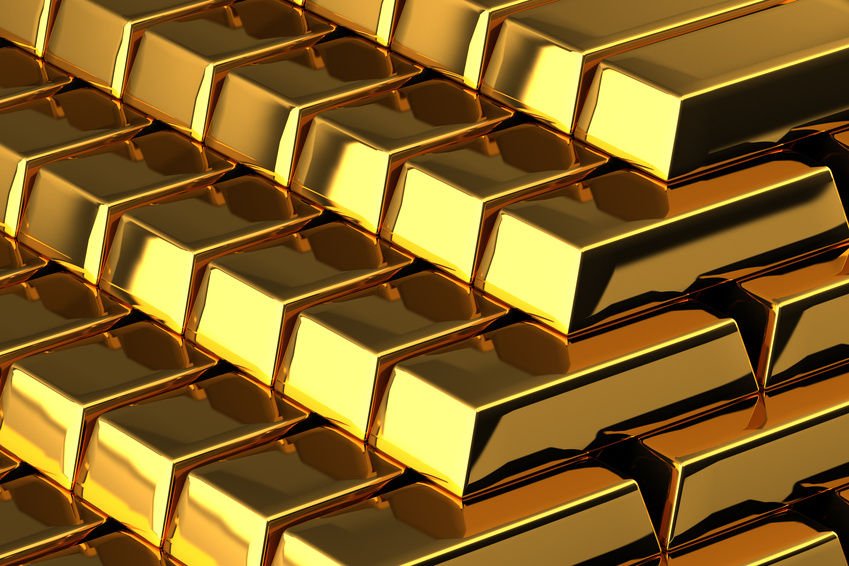 Másfél milliárdnyi arany az egyterűben 8