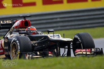 F1: A Lotusnál csípik az idei gumikat