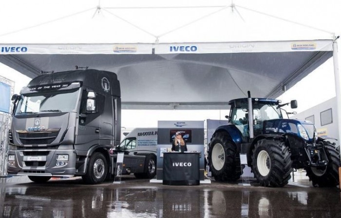 Életmentő traktorok és kamionok