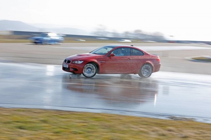 A lehetetlen küldetés, tanulj meg driftelni tíz perc alatt!