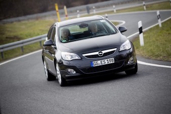 Minden titok az új magyar motorról