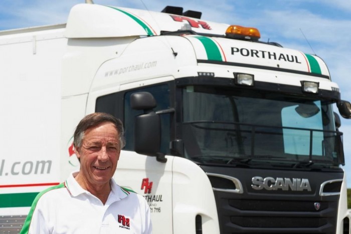 Faforgács-szállító célgépek a Scaniától 5 | Vezess Faforgács-szállító célgépek a Scaniától 5