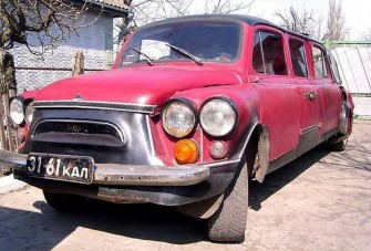 Sufniban tákolt szörny-limuzin