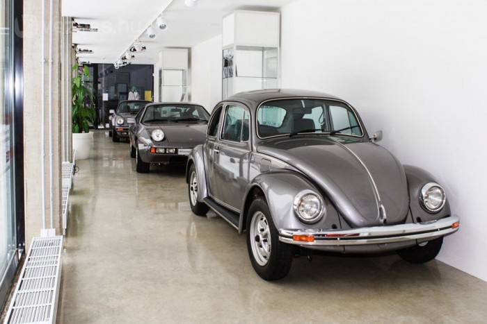 Botrány a Porsche szobor miatt 4