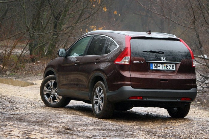Csak a színe hagy nyomot: Honda CR-V 9 | Vezess Könnyebb, gyorsabb lett az összkerék-hajtást vezérlő rendszere