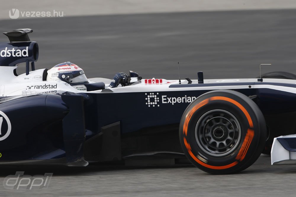 F1: Nyolc csapat támogatja a Pirellit 3