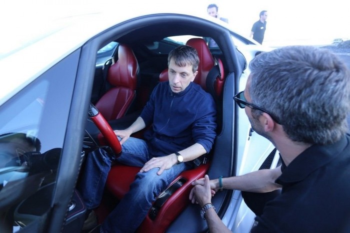 Ismerkedés az LFA-val, az első instrukciók