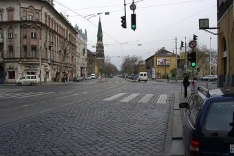 Végleg eltűnik a macskakő a Thököly útról