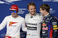 F1: Rosberg beindulna végre 18