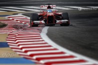 F1: Webber megúszta a büntetést 46