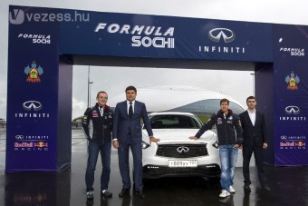 F1: Így döngetett Vettel az orosz pályán - videó