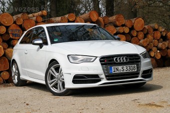 300 lóerő, 3 ajtó: Audi S3