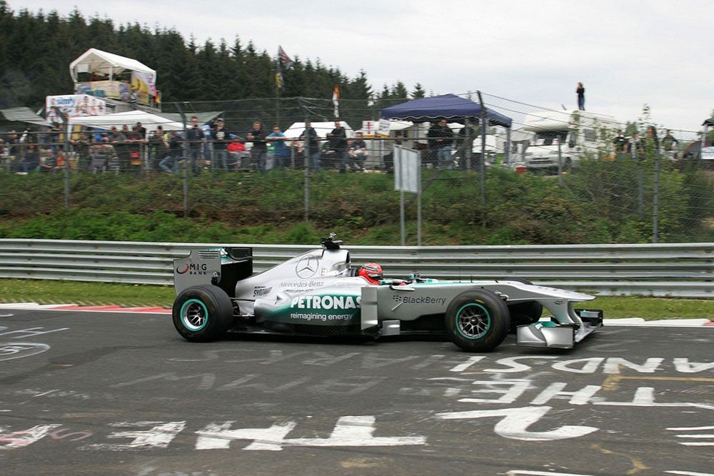 F1: Schumacher nekimegy a Zöld Pokolnak 4