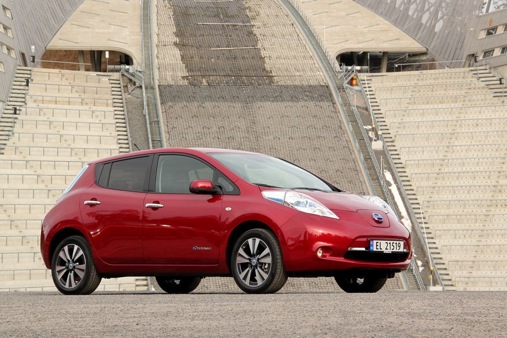 Nissan Leaf: villanyautót mindenkinek 13